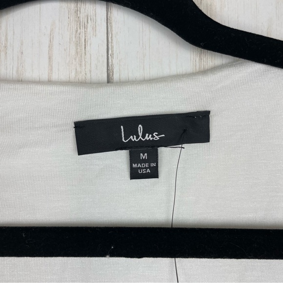 Lulus NWT soft white criss cross crop top medium - Picture 3 of 5